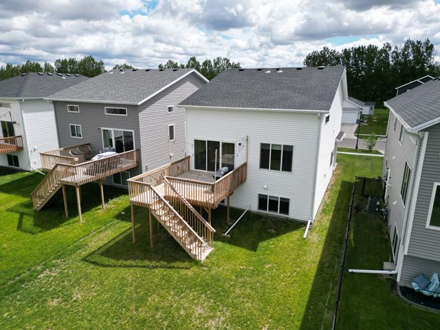6058 Martin Lane W, West Fargo, ND 58078