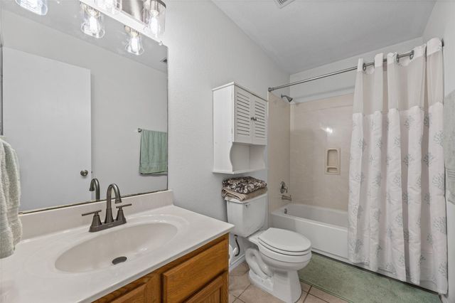 13501 Lismore LN, Pflugerville, TX 78660