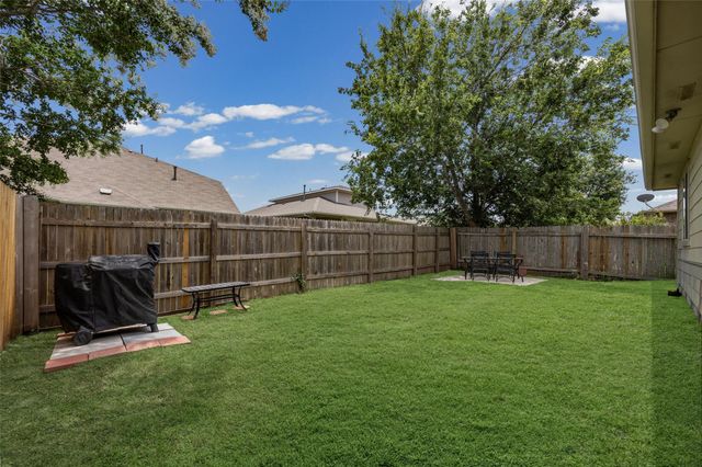 13501 Lismore LN, Pflugerville, TX 78660