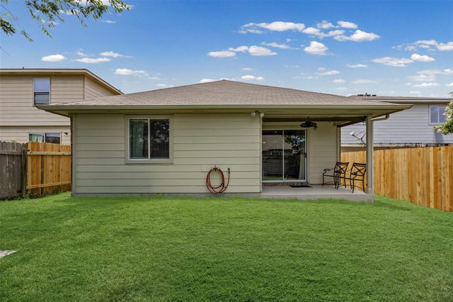 13501 Lismore LN, Pflugerville, TX 78660