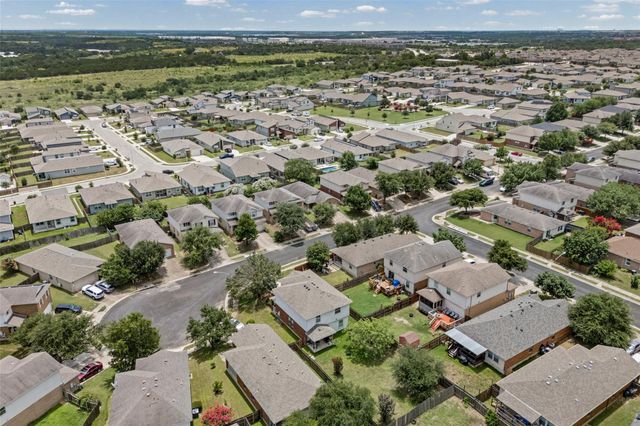 13501 Lismore LN, Pflugerville, TX 78660
