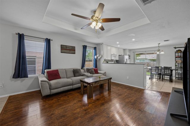 13501 Lismore LN, Pflugerville, TX 78660