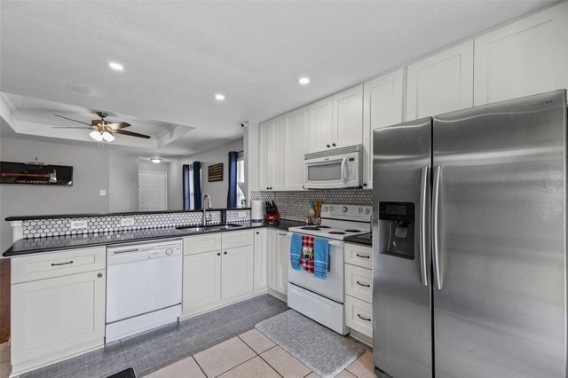 13501 Lismore LN, Pflugerville, TX 78660