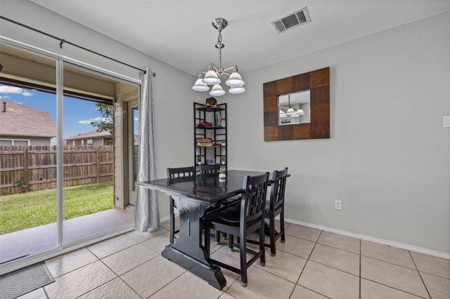 13501 Lismore LN, Pflugerville, TX 78660