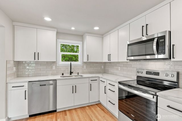 4960 Vesper Drive, Everett, WA 98203