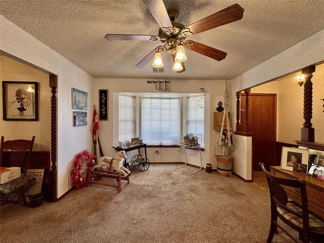 1340 NW 9th Street, Moore, OK 73170