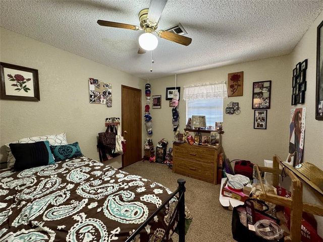 1340 NW 9th Street, Moore, OK 73170