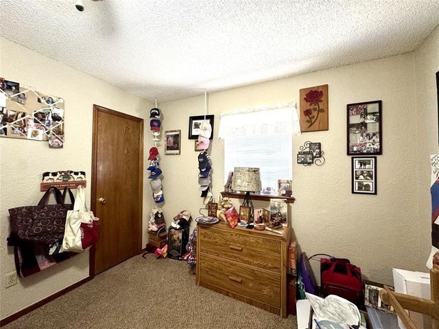 1340 NW 9th Street, Moore, OK 73170