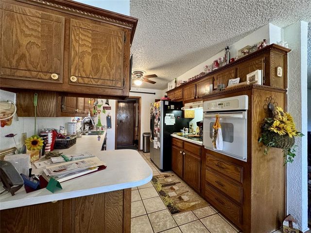 1340 NW 9th Street, Moore, OK 73170