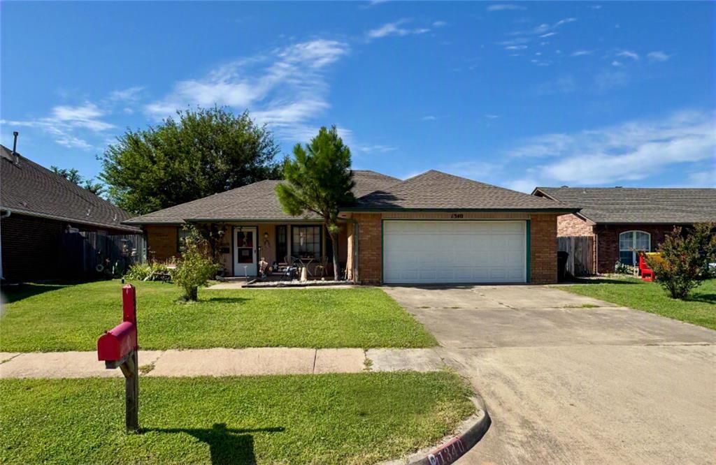 1340 NW 9th Street, Moore, OK 73170