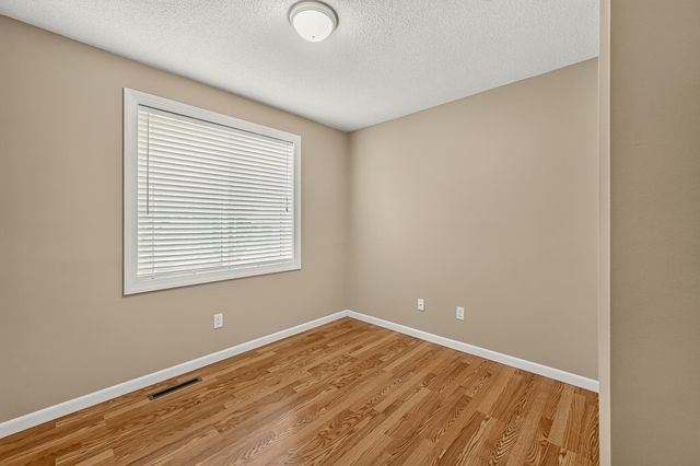 419 43rd Avenue NW, Rochester, MN 55901