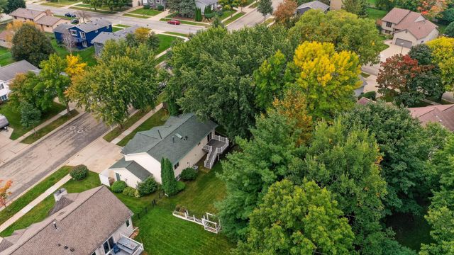 419 43rd Avenue NW, Rochester, MN 55901