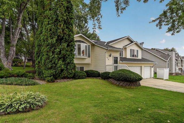 419 43rd Avenue NW, Rochester, MN 55901