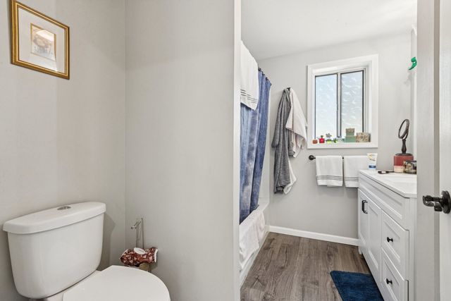 236 Venice Road, Lakemoor, IL 60051