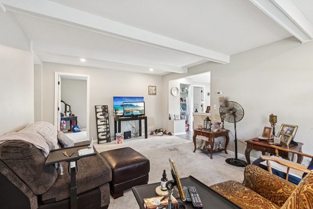 236 Venice Road, Lakemoor, IL 60051