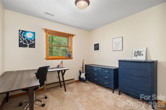 84 Chisholm Street, Saluda, NC 28773