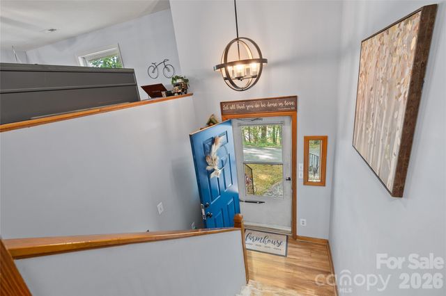 84 Chisholm Street, Saluda, NC 28773