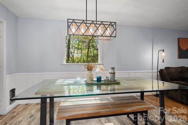 84 Chisholm Street, Saluda, NC 28773