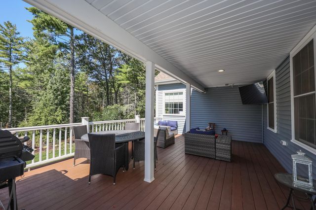 18 Highclere Road, Windham, NH 03087