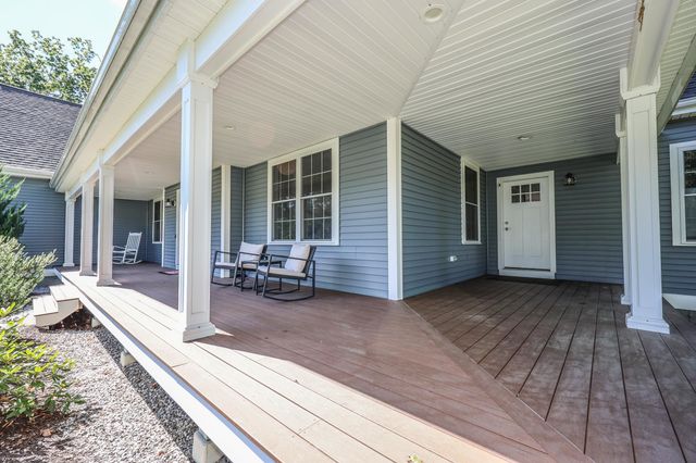 18 Highclere Road, Windham, NH 03087