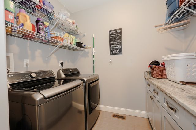 18 Highclere Road, Windham, NH 03087