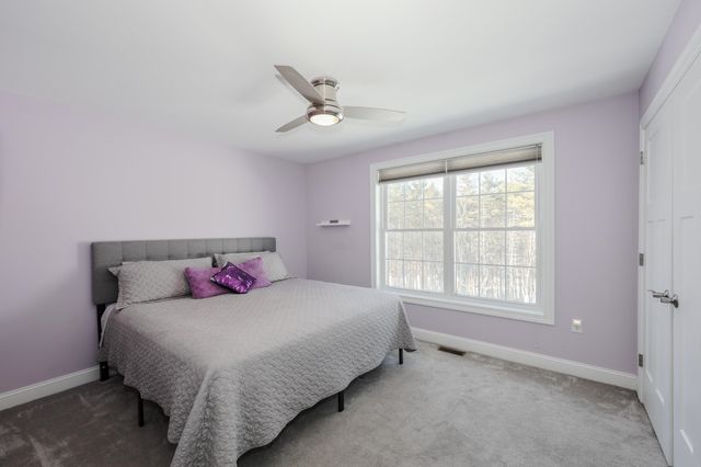 18 Highclere Road, Windham, NH 03087