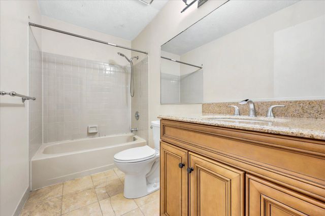 43 ASPEN CT, Hamilton Township, NJ 08619