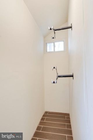 4243 DIX ST NE, Washington, DC 20019