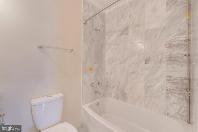 4243 DIX ST NE, Washington, DC 20019