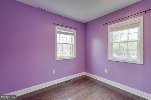 4243 DIX ST NE, Washington, DC 20019
