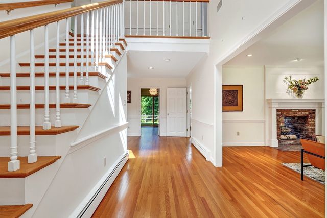33 River Ridge, Sudbury, MA 01776