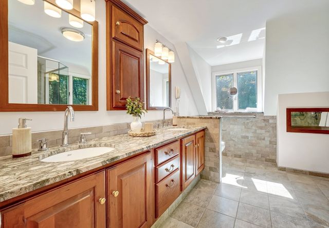 33 River Ridge, Sudbury, MA 01776
