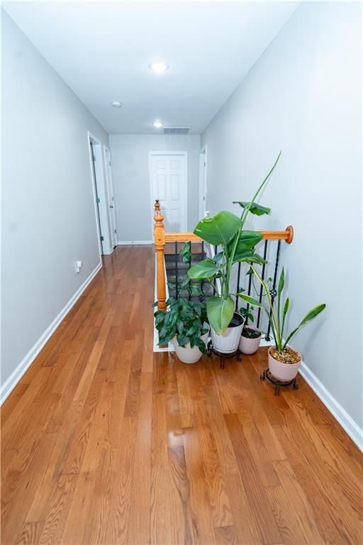 Image 20 of property listing at 1255 Faircrest Crossing Drive, Alpharetta, GA 30004