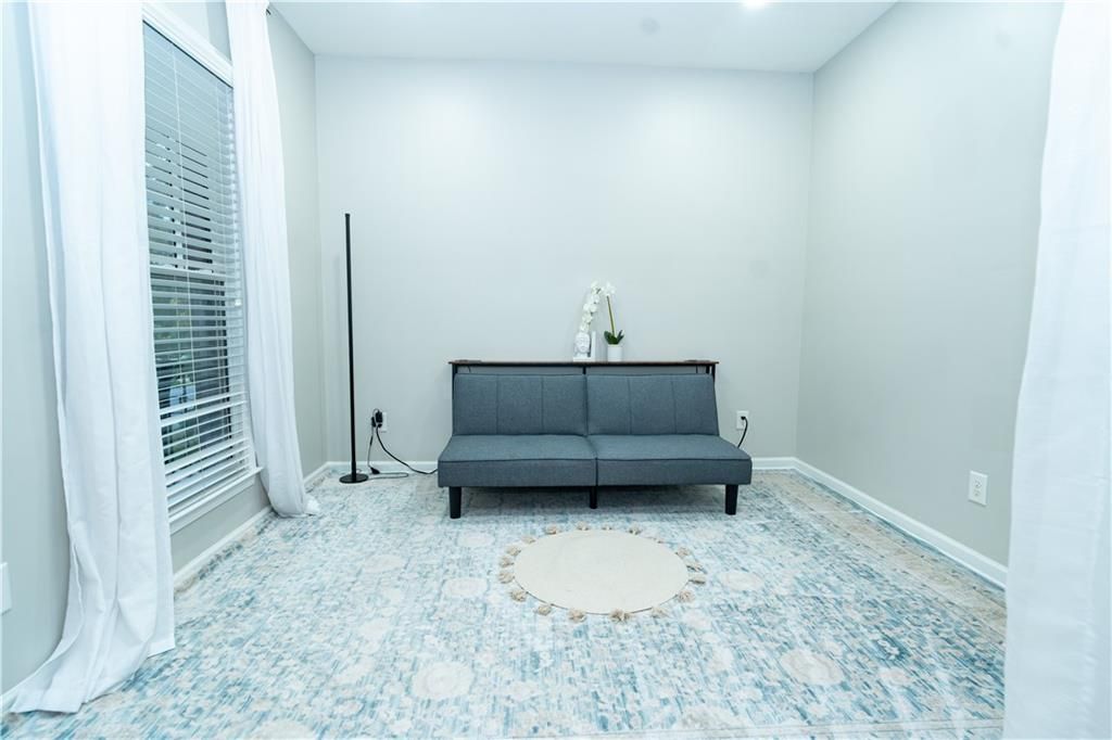 Image 25 of property listing at 1255 Faircrest Crossing Drive, Alpharetta, GA 30004