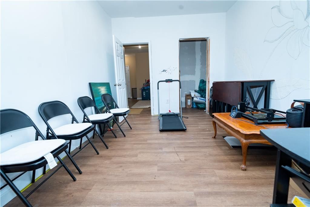 Image 34 of property listing at 1255 Faircrest Crossing Drive, Alpharetta, GA 30004