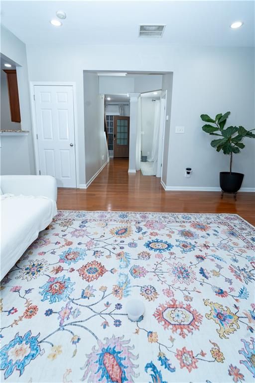 Image 4 of property listing at 1255 Faircrest Crossing Drive, Alpharetta, GA 30004