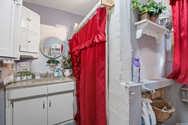 116 Parkview, San Antonio, TX 78210