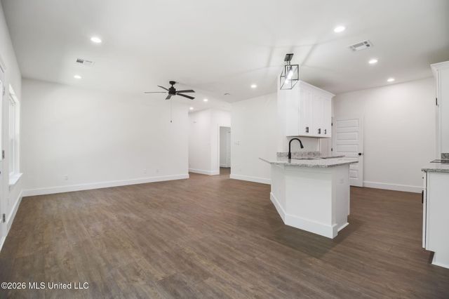 19545 Wallace Way, Saucier, MS 39574
