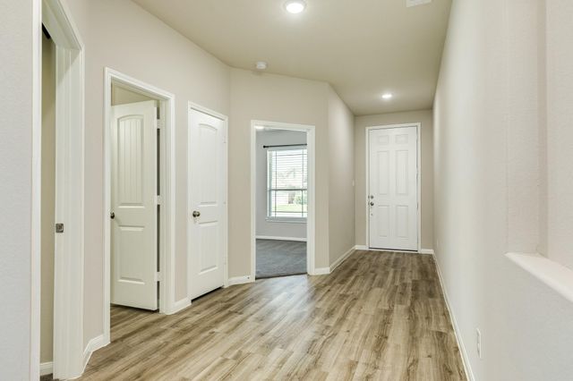 765 Rosewood Lane, Angleton, TX 77515