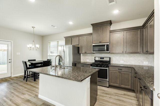 765 Rosewood Lane, Angleton, TX 77515