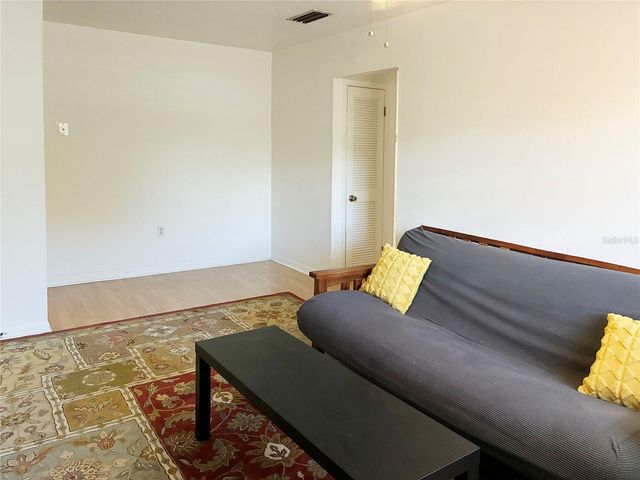 501 NW 15TH AVENUE 4, Gainesville, FL 32601