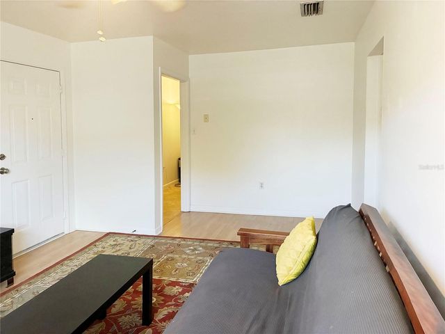 501 NW 15TH AVENUE 4, Gainesville, FL 32601