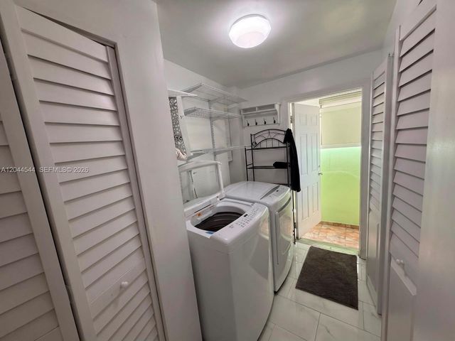 974 SE 1st St 974, Hialeah, FL 33010