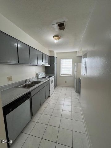 2516 Avent Ferry Road 102, Raleigh, NC 27606