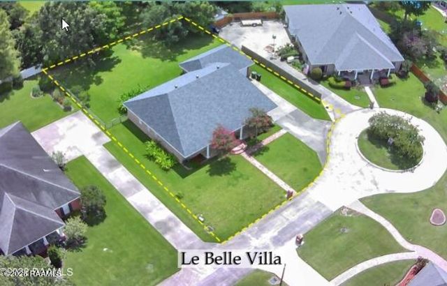 2018 La Belle Villa Road, New Iberia, LA 70563