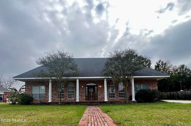 2018 La Belle Villa Road, New Iberia, LA 70563