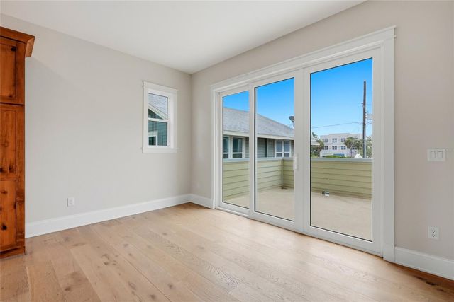 2540 1ST AVENUE N, St Petersburg, FL 33713