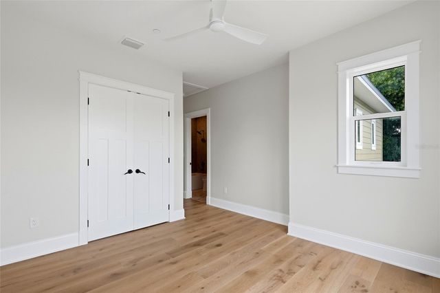 2540 1ST AVENUE N, St Petersburg, FL 33713