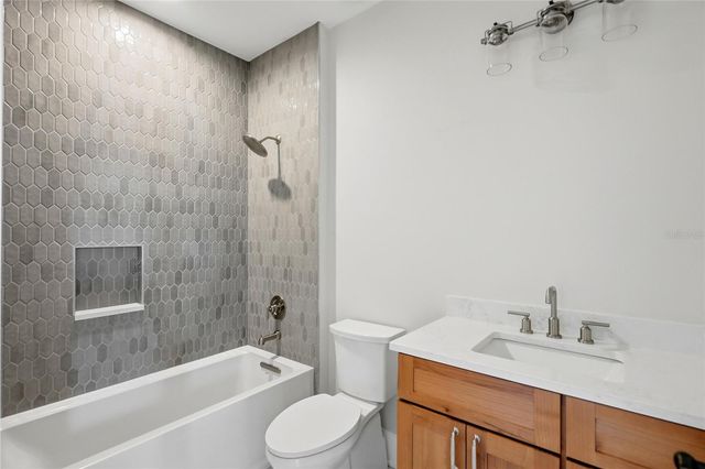2540 1ST AVENUE N, St Petersburg, FL 33713