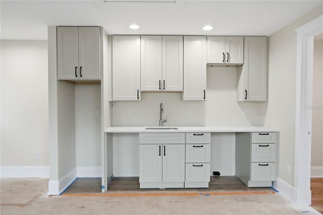 2540 1ST AVENUE N, St Petersburg, FL 33713